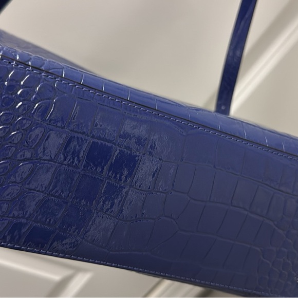 🔥🔥🔥A Beautiful Royal Blue Kate Spade Purse!🔥🔥🔥 - Picture 6 of 7